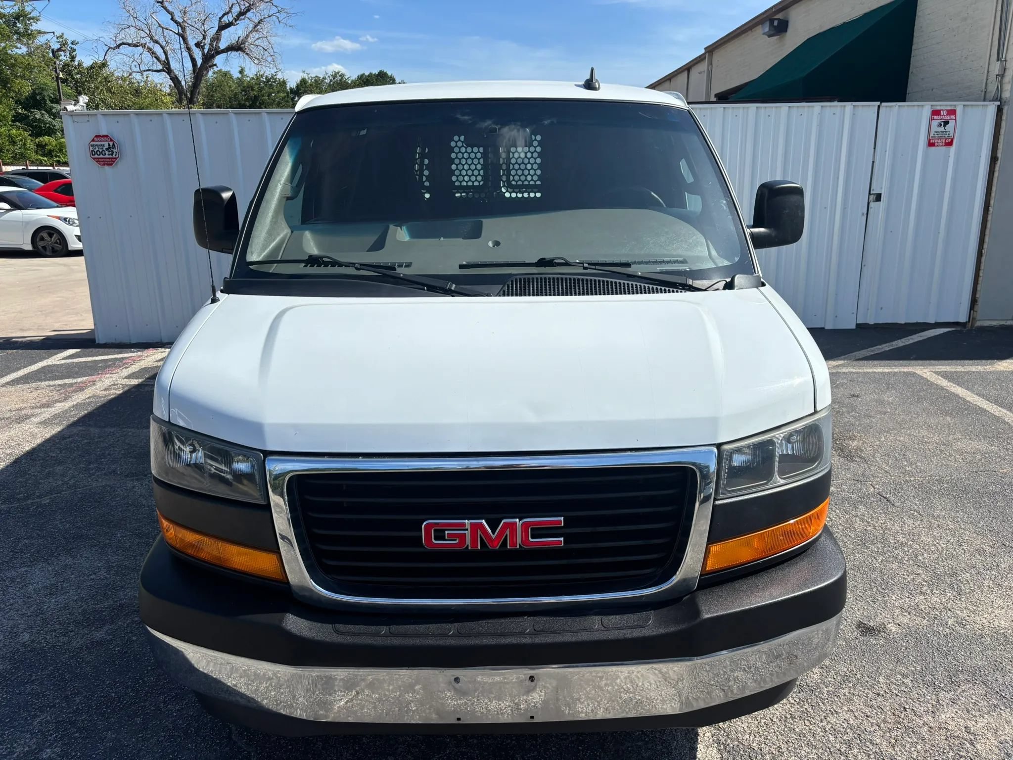 Used 2021 GMC Savana 2500 w/ Driver Convenience Package RWD image 17