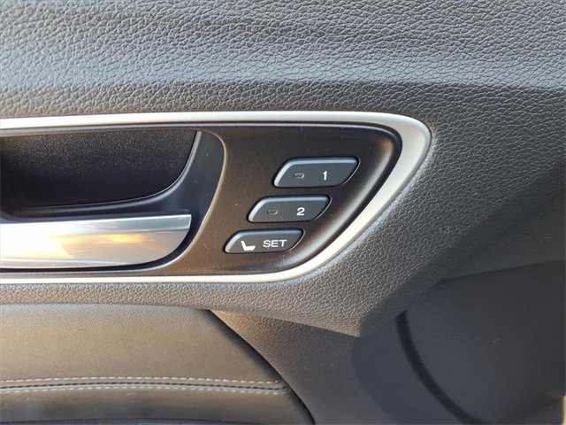 Used 2020 Acura TLX V6 image 9