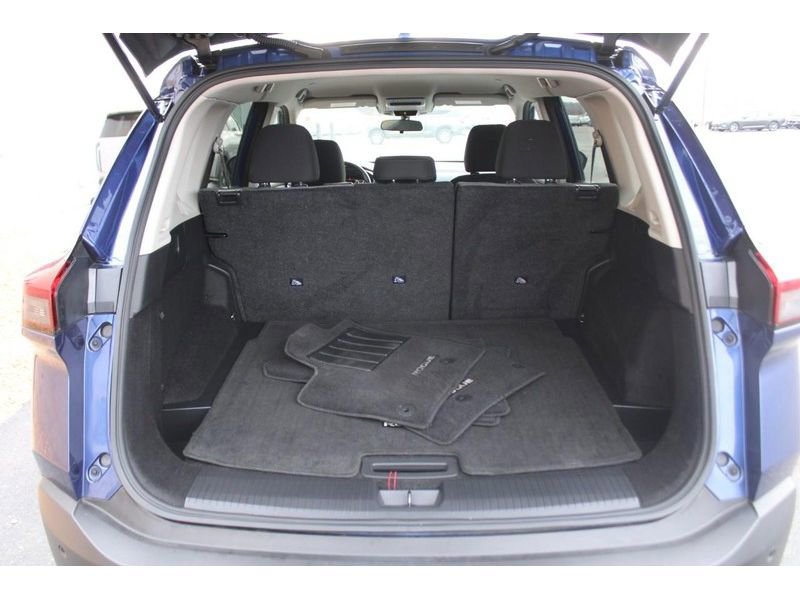 Used 2023 Nissan Rogue SV image 7