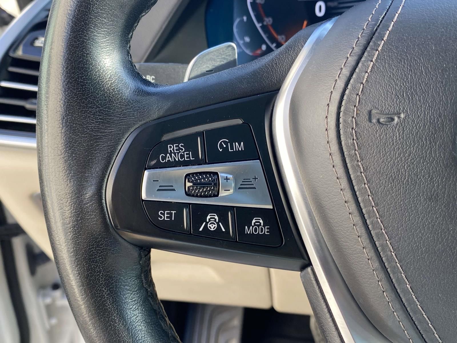 Used 2022 BMW X5 sDrive40i w/ Executive Package image 22