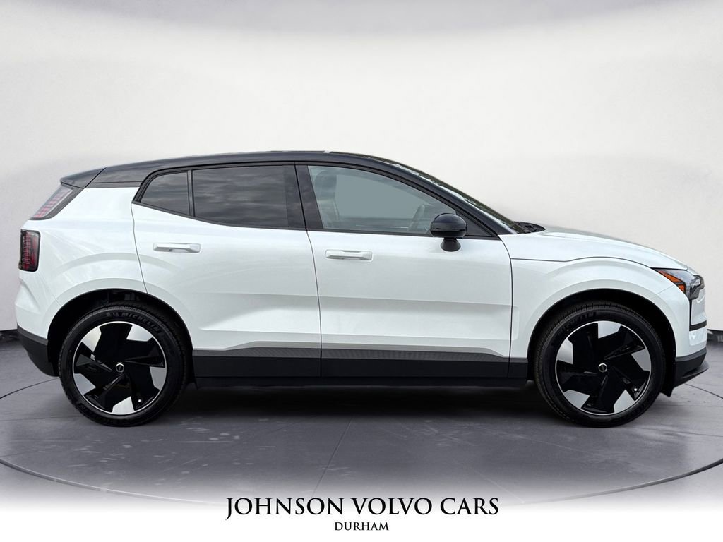 New 2026 Volvo EX30 Plus image 2