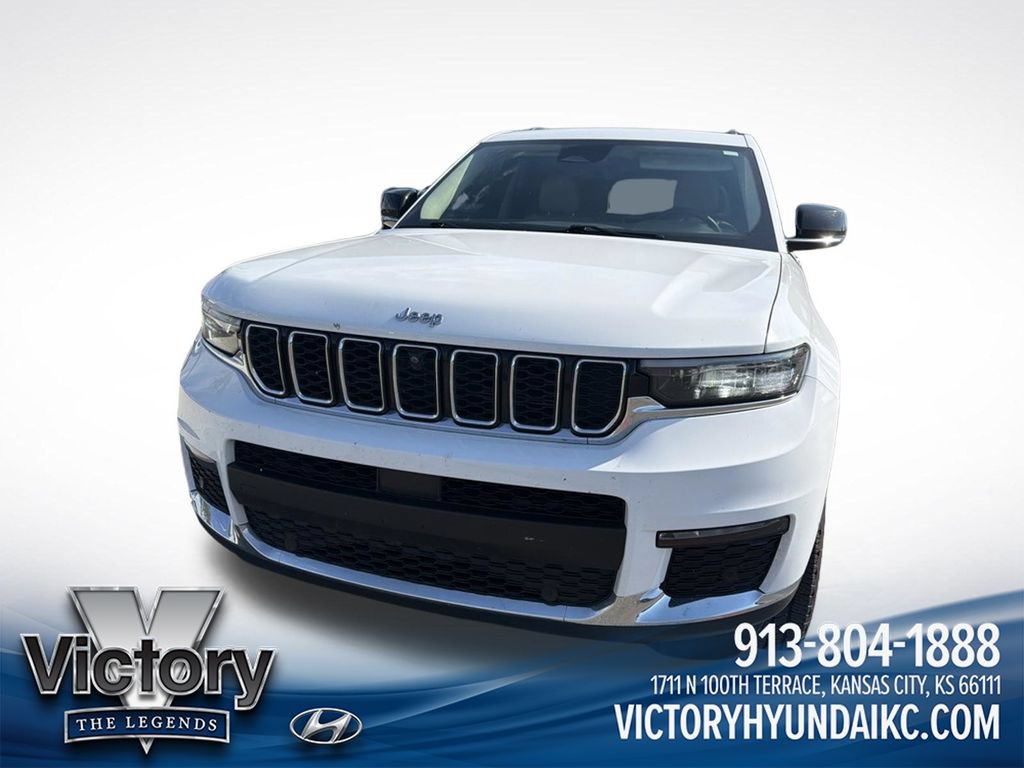 Used 2022 Jeep Grand Cherokee L Limited w/ Luxury Tech Group II AWD/4WD image 2