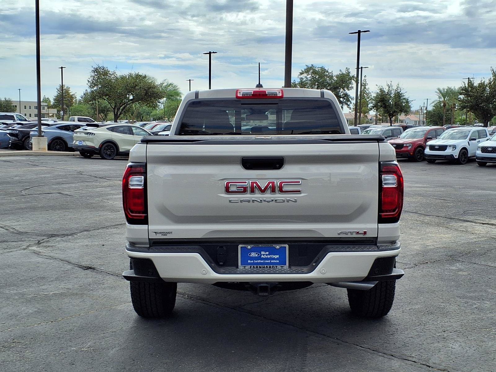 Used 2026 GMC Canyon AT4 w/ Technology Plus Package AWD/4WD image 5