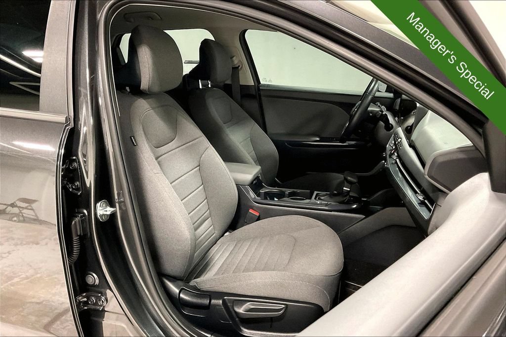 Used 2025 Kia K4 EX FWD image 9