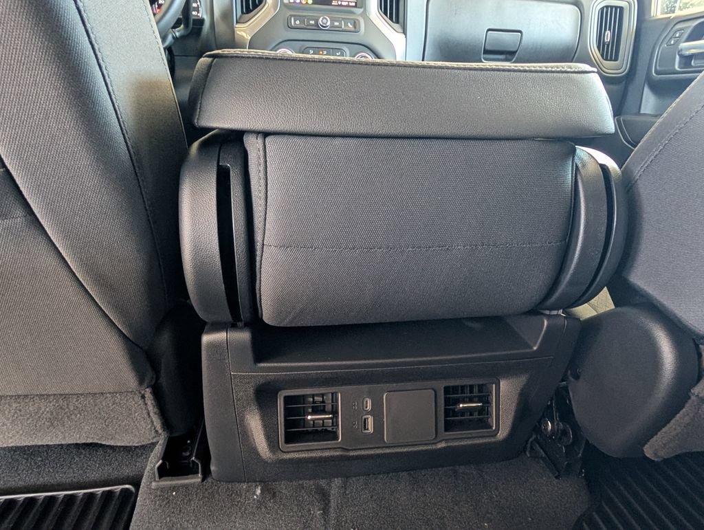 New 2026 Chevrolet Silverado 1500 Custom w/ LPO, Dark Essentials Package RWD image 6