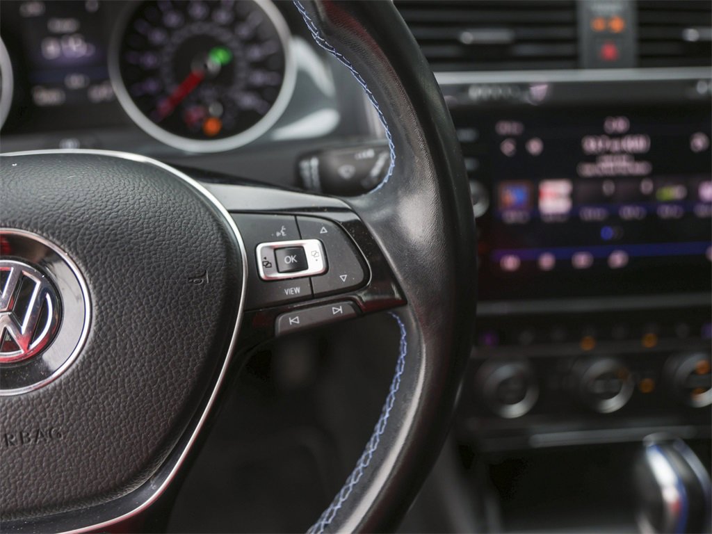 Used 2019 Volkswagen e-Golf SE w/ Driver Assistance Package image 17