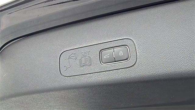 New 2026 Lincoln Aviator AWD image 13