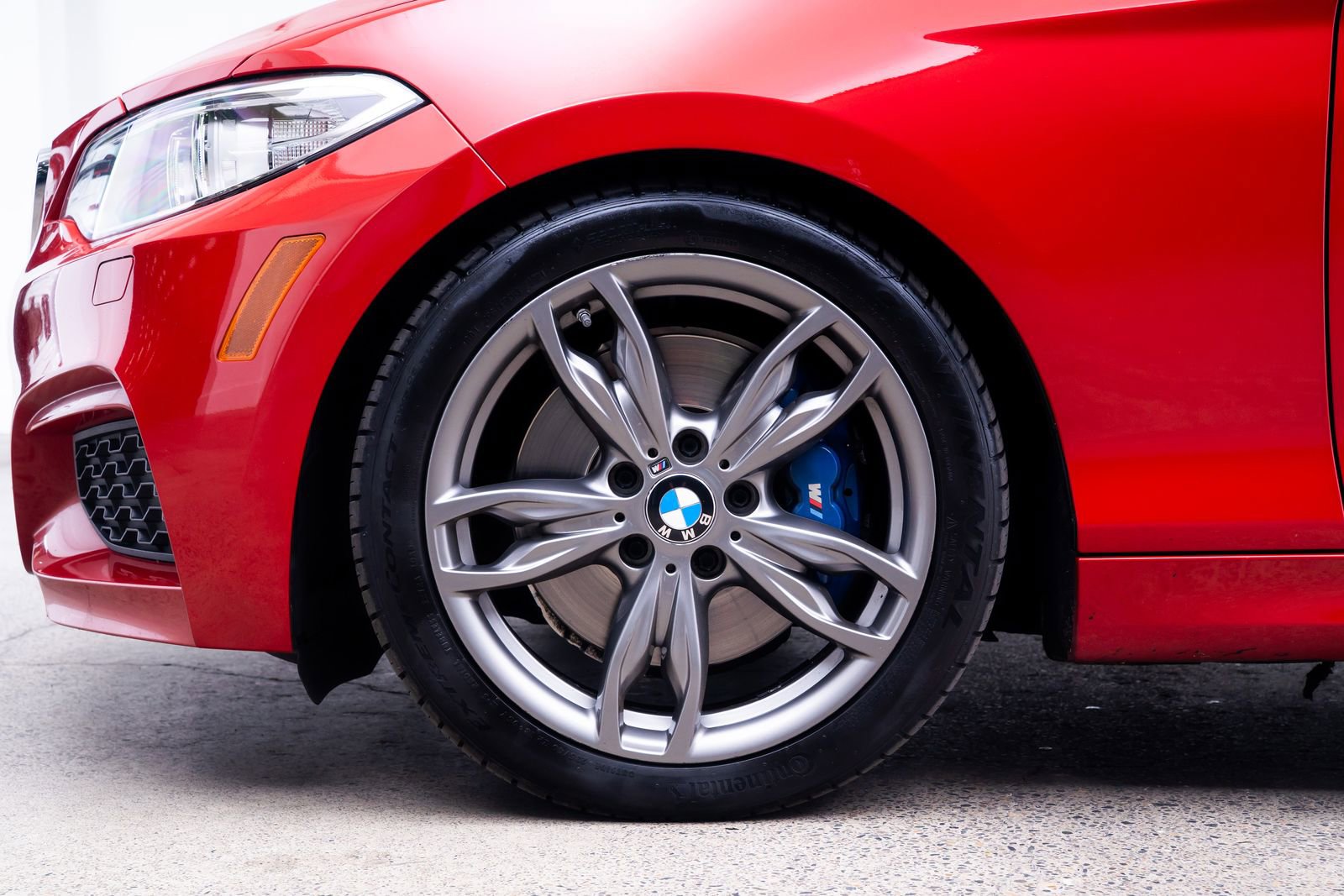 Used 2016 BMW M235i xDrive Convertible AWD/4WD image 5