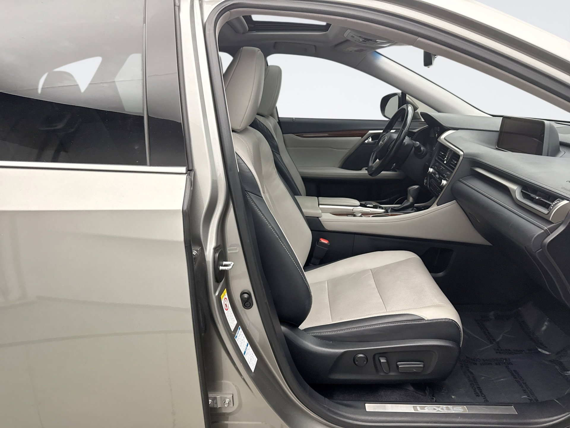 Used 2018 Lexus RX 350L 350L 4WD NAVIGATION image 17