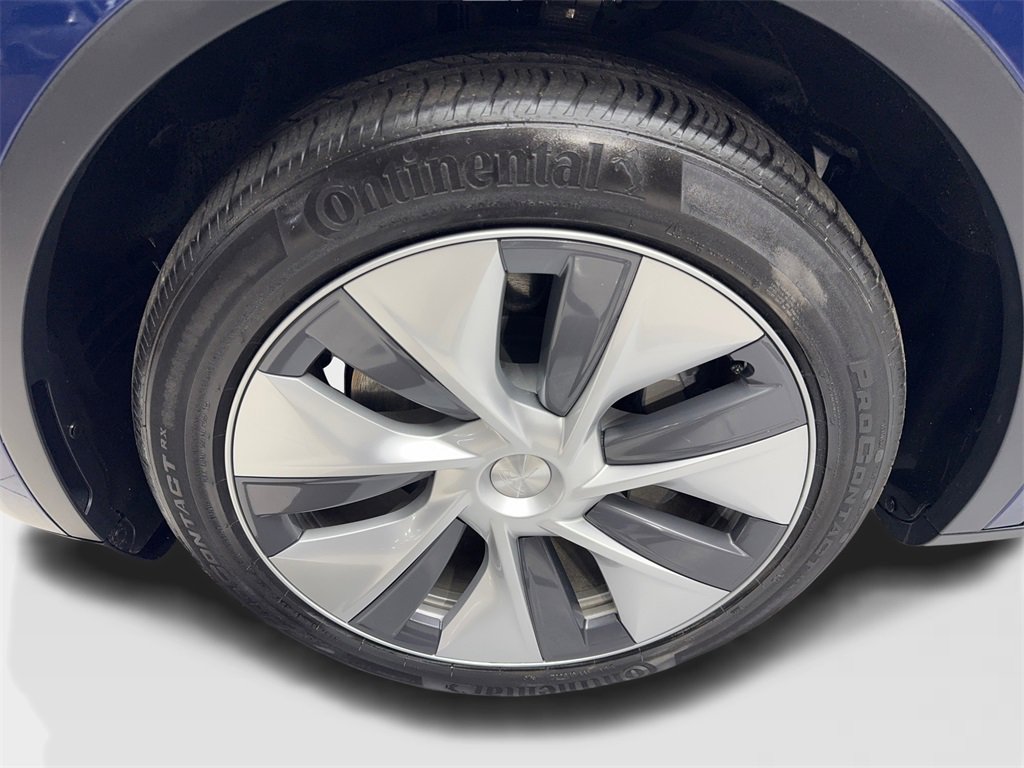 Used 2022 Tesla Model Y Long Range image 73
