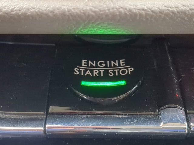 Used 2023 Lincoln Corsair FWD image 36