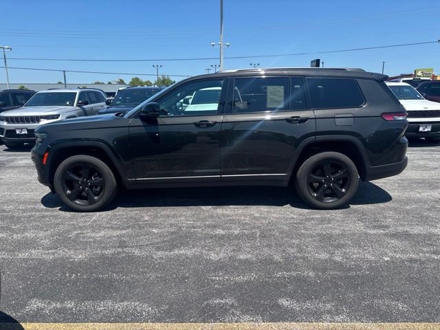 Used 2024 Jeep Grand Cherokee L Limited w/ Black Appearance Package AWD/4WD image 4