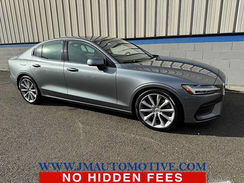 Used 2020 Volvo S60 T6 Momentum w/ Premium Package AWD/4WD image 7