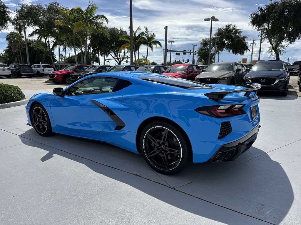 Used 2025 Chevrolet Corvette Stingray Preferred Cpe w/ Z51 Performance Package RWD image 12