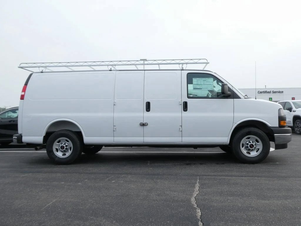 New 2025 GMC Savana 2500 w/ Driver Convenience Package image 2