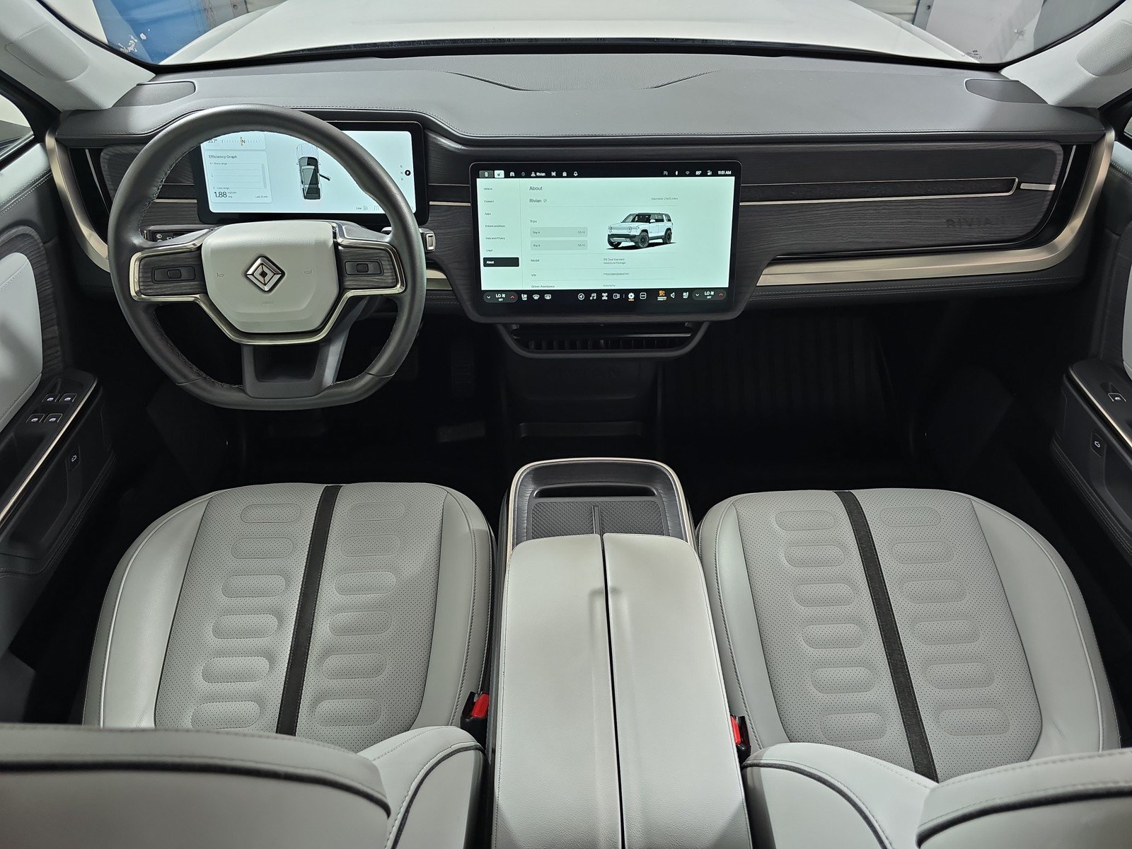 Used 2025 Rivian R1S Adventure AWD/4WD image 27