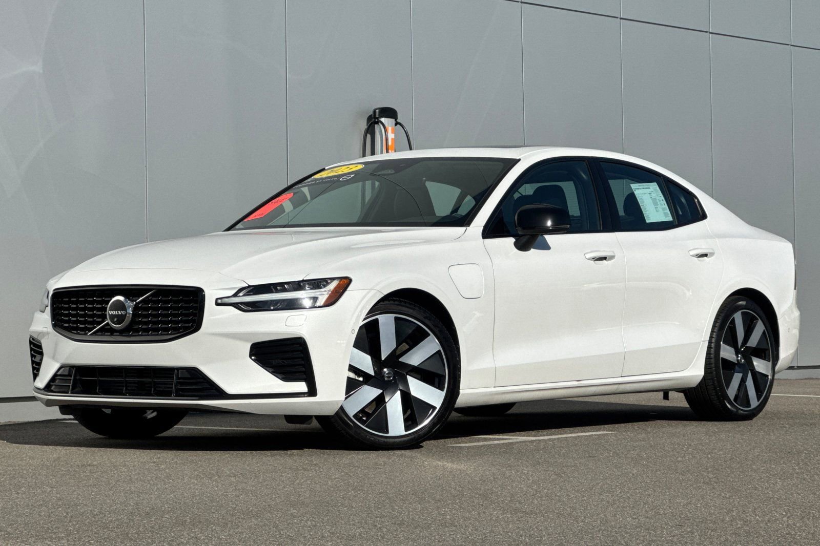 Used 2023 Volvo S60 T8 Plus w/ Climate Package image 1