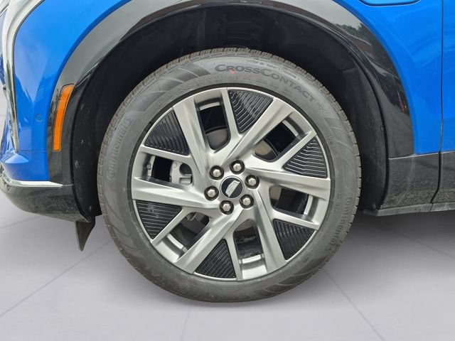 Used 2025 Cadillac Optiq Luxury 1 AWD/4WD image 9