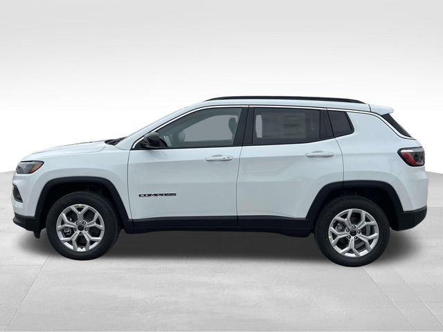 New 2026 Jeep Compass Latitude image 4