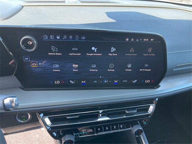 New 2025 Chevrolet Traverse LT image 8