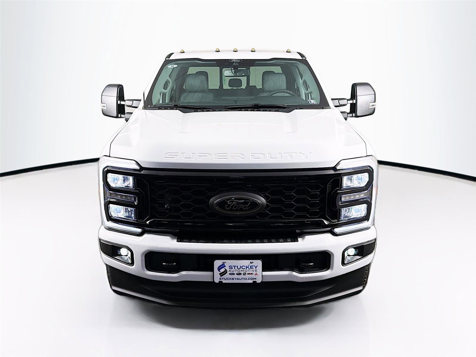 New 2026 Ford F250 XLT w/ XLT Premium Package image 2