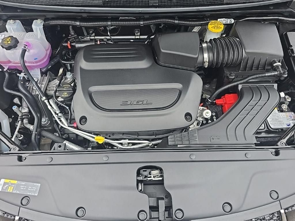 New 2026 Chrysler Pacifica Select image 12