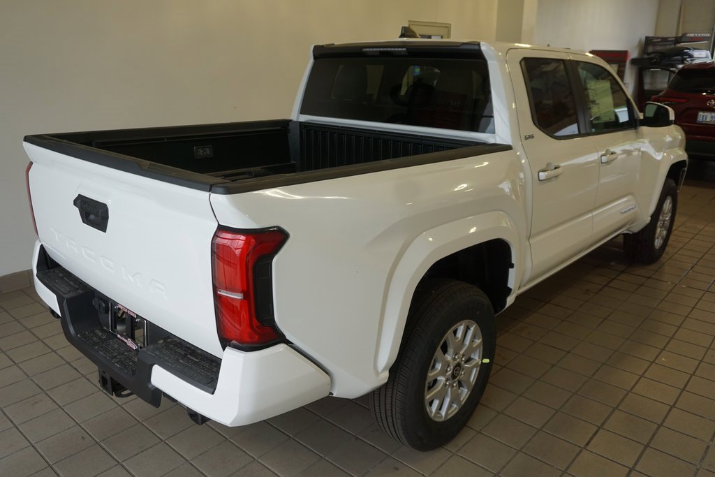 New 2025 Toyota Tacoma SR5 image 15