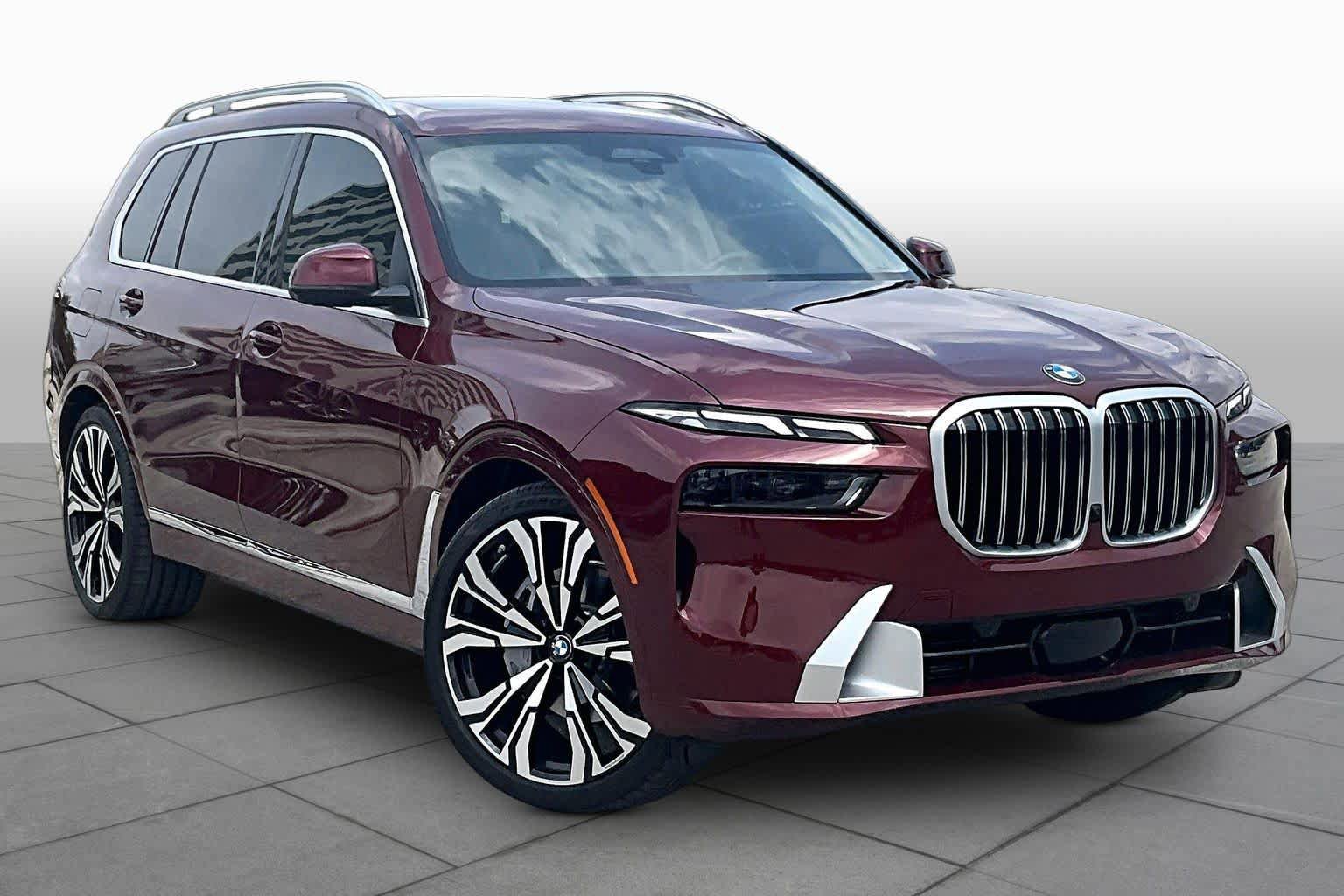 Used 2026 BMW X7 xDrive40i AWD/4WD image 2