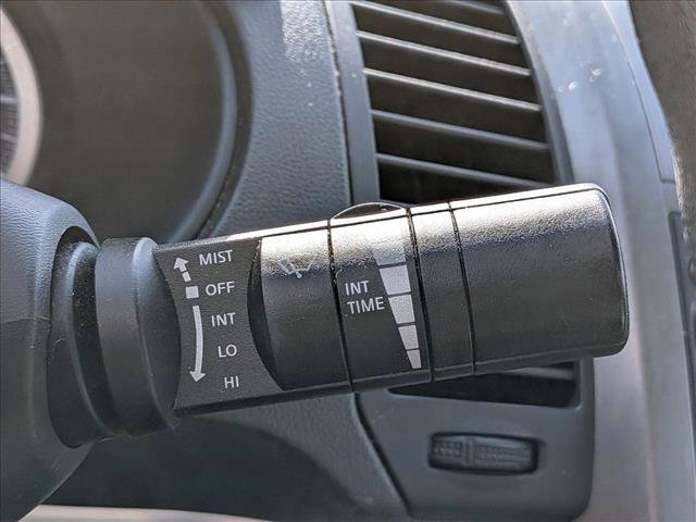 Used 2011 Nissan Sentra 2.0 SR FWD image 13