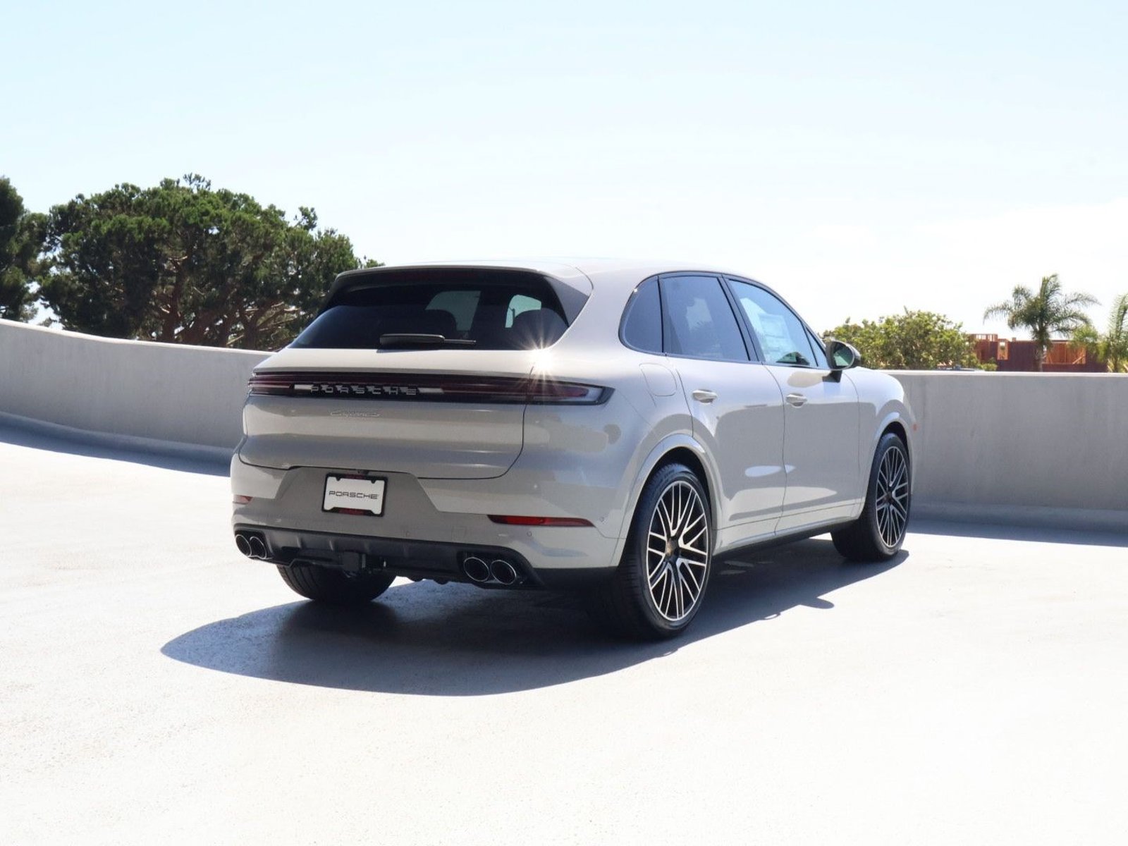 New 2026 Porsche Cayenne S AWD/4WD image 9
