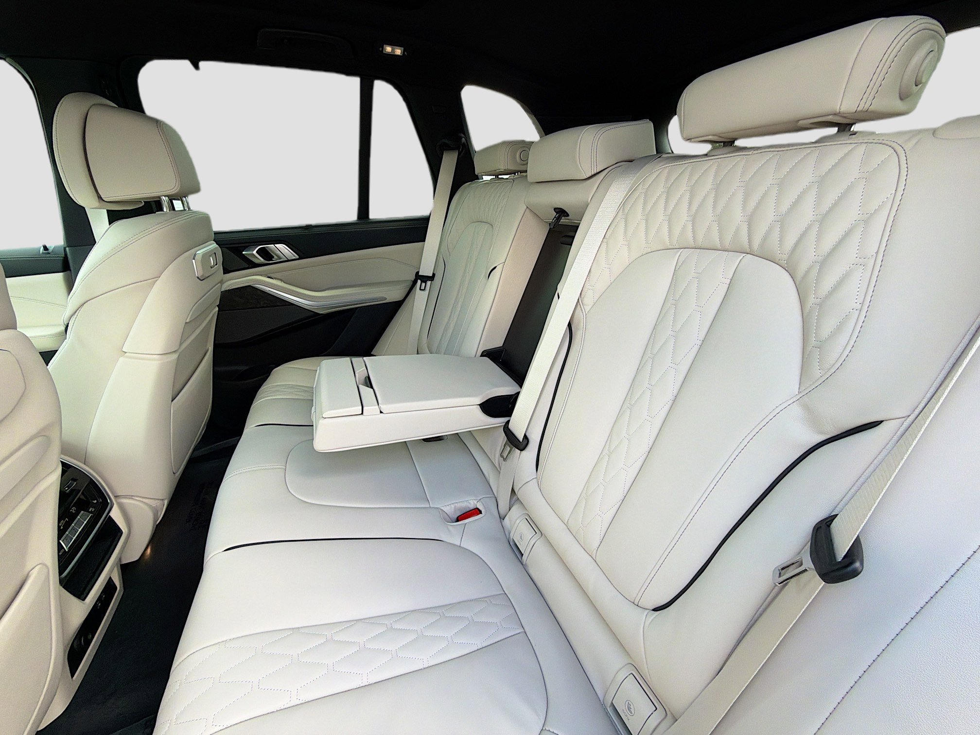 New 2026 BMW X5 xDrive50e w/ Executive Package image 21