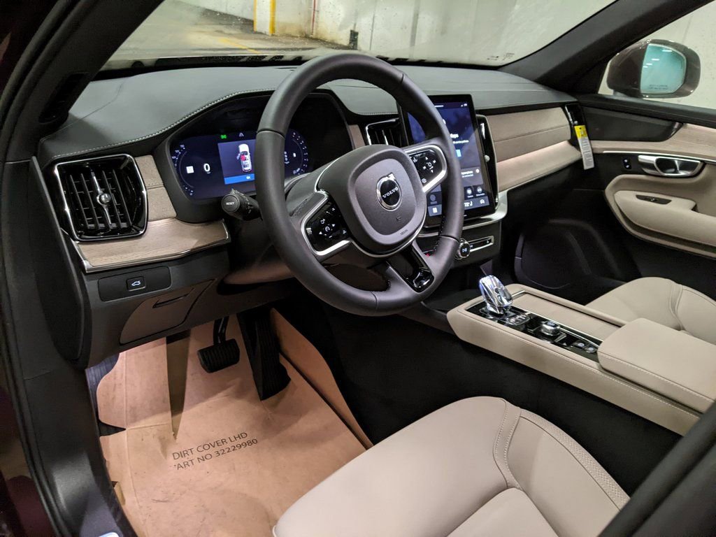 New 2026 Volvo XC90 B5 Plus image 8