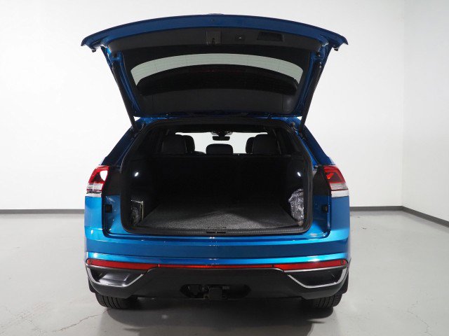 Used 2024 Volkswagen Atlas SE w/ Technology Package image 35