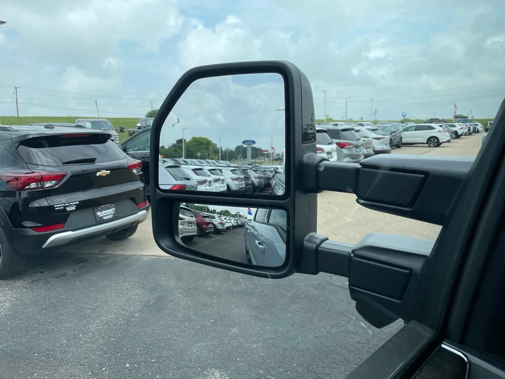 New 2026 Ford F250 Lariat w/ Black Appearance Package AWD/4WD image 46