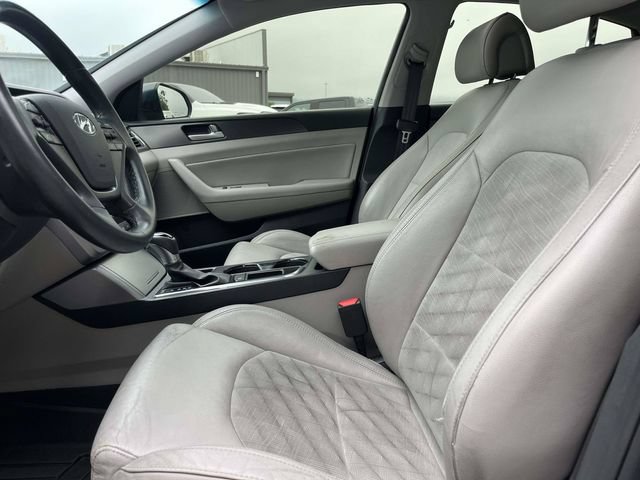 Used 2017 Hyundai Sonata Sport w/ Value Edition Package 02 FWD image 21