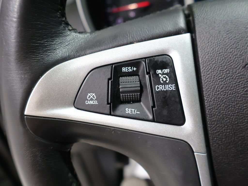 Used 2017 Chevrolet Equinox LT w/ Convenience Package AWD/4WD image 32