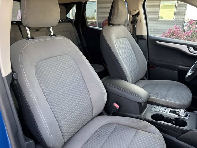 Used 2020 Ford Escape SE image 11
