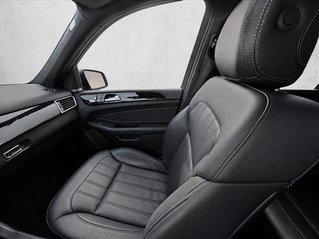 Used 2019 Mercedes-Benz GLE 400 4MATIC image 19