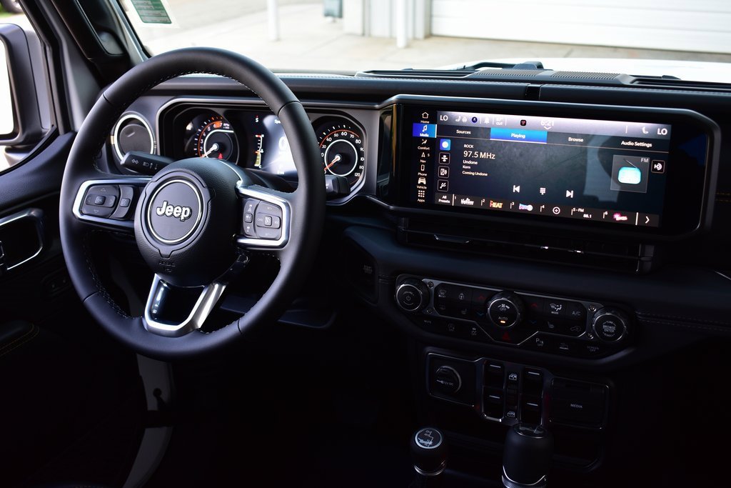 New 2025 Jeep Wrangler Sahara image 33