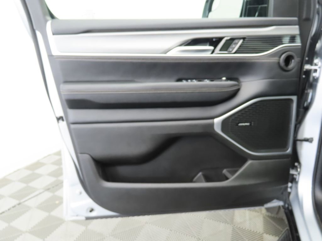 Used 2024 Jeep Wagoneer Series II w/ Convenience Group I image 26