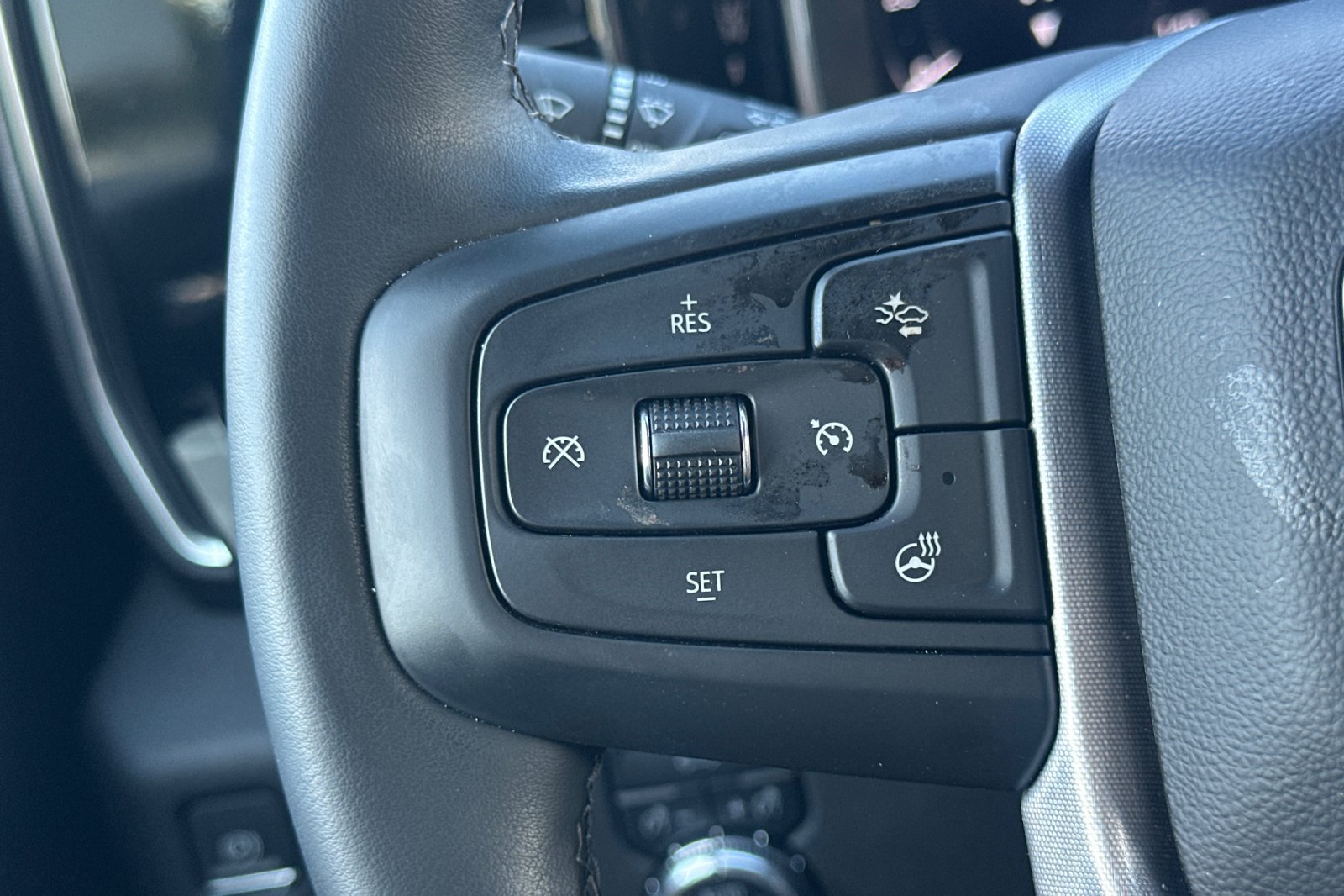 Used 2024 GMC Sierra 1500 SLE AWD/4WD image 34