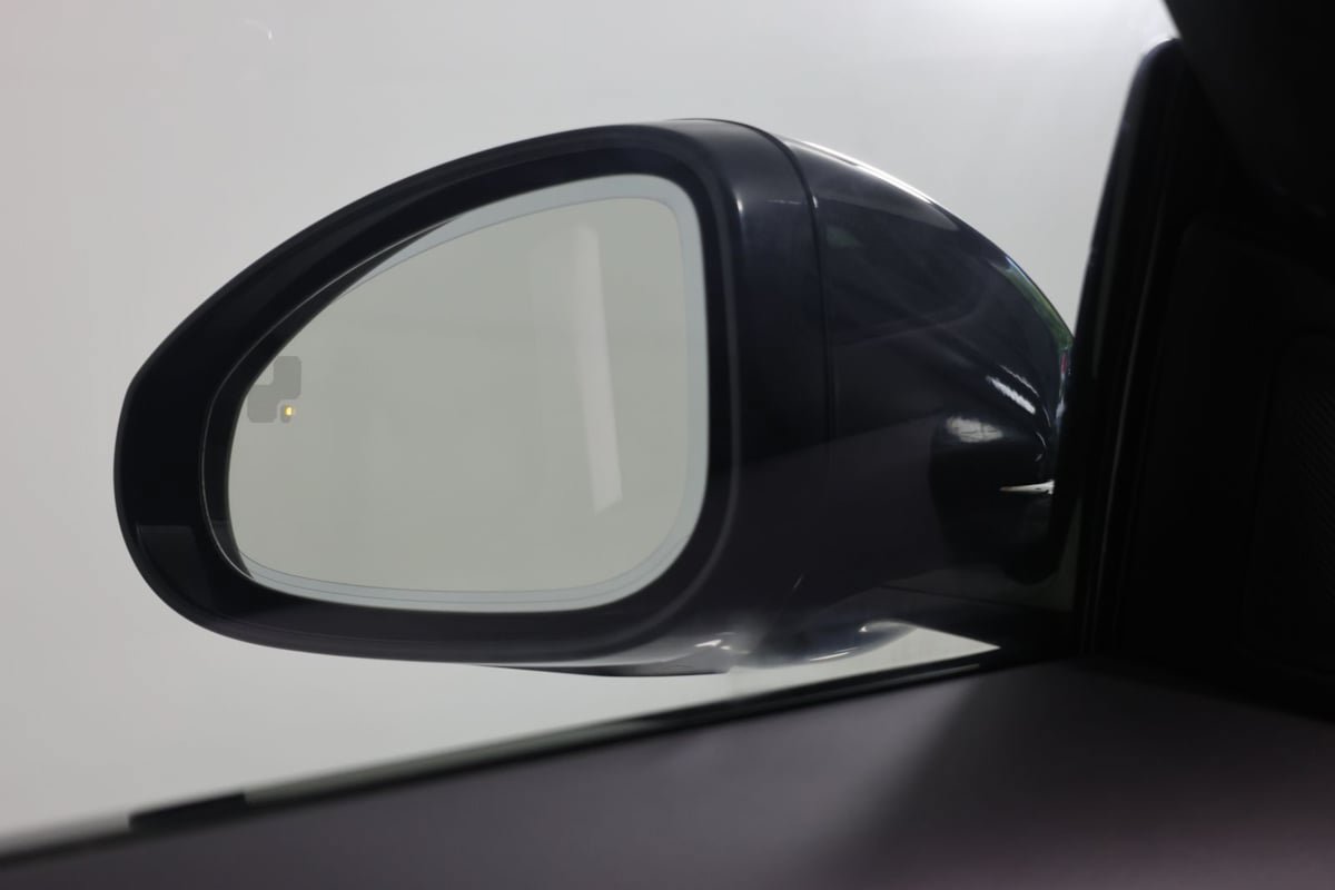 Used 2020 Jaguar F-TYPE Checkered Flag RWD image 17
