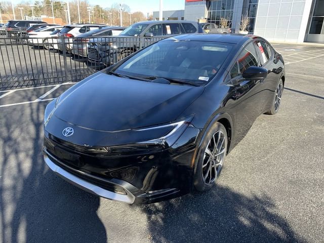 New 2025 Toyota Prius Plug-In Hybrid FWD image 4