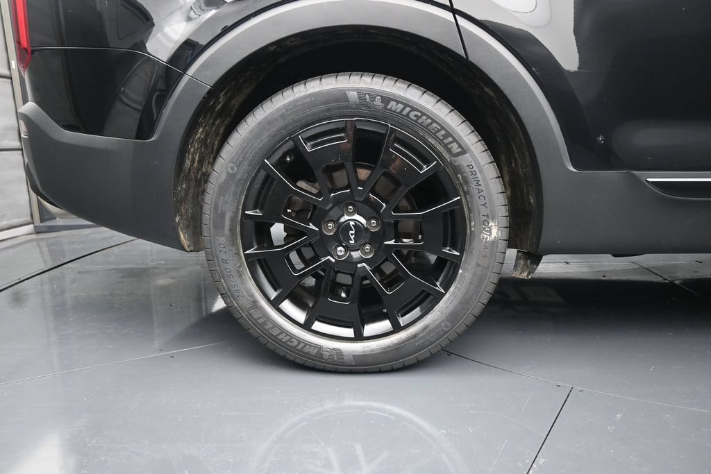 Used 2022 Kia Telluride SX w/ Nightfall Edition Package AWD/4WD image 10
