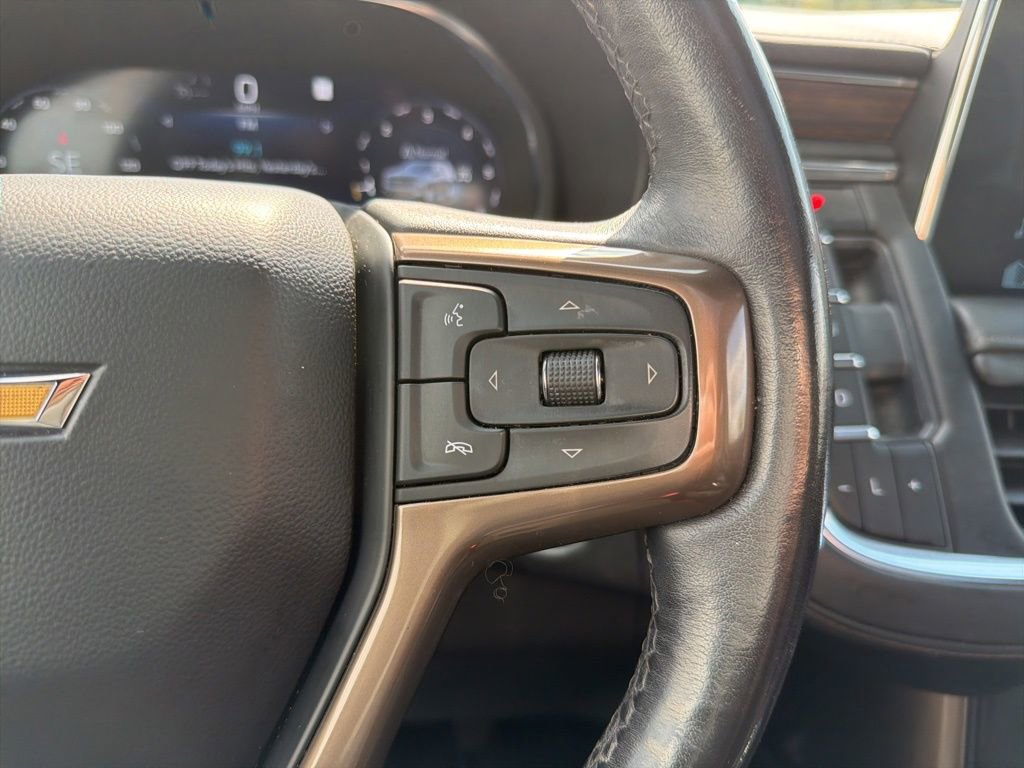 Used 2023 Chevrolet Tahoe High Country w/ Premium Package 2 AWD/4WD image 29