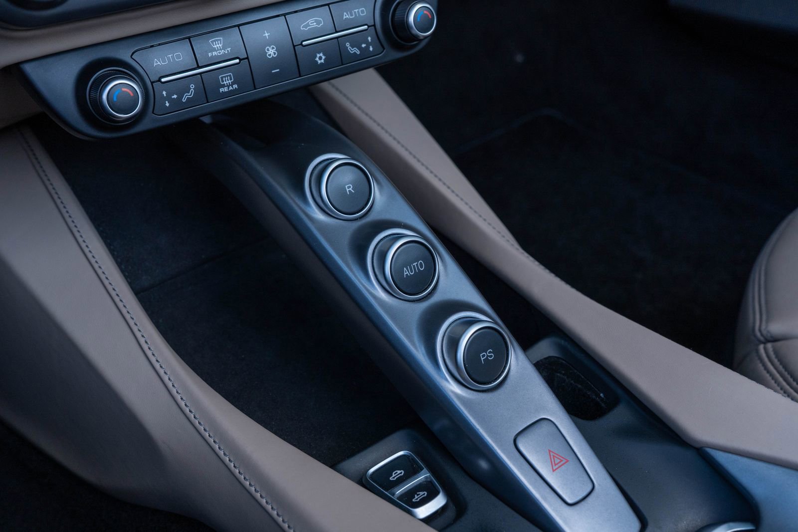 Used 2019 Ferrari Portofino image 46