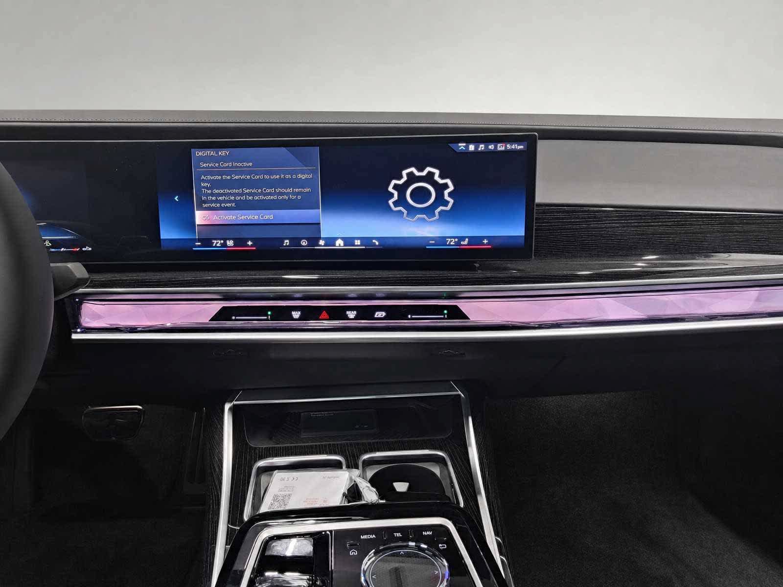 New 2026 BMW 740i xDrive w/ Premium Package AWD/4WD image 11