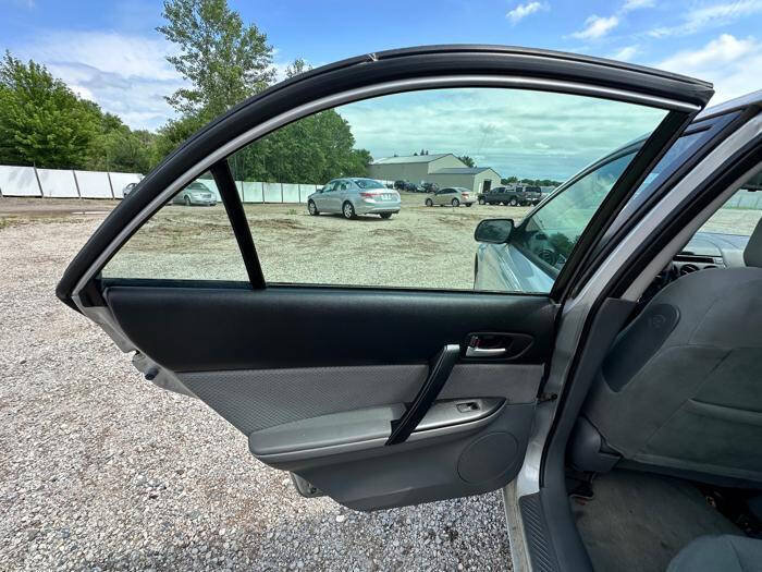 Used 2006 MAZDA MAZDA6 i w/ Convenience Pkg FWD image 24