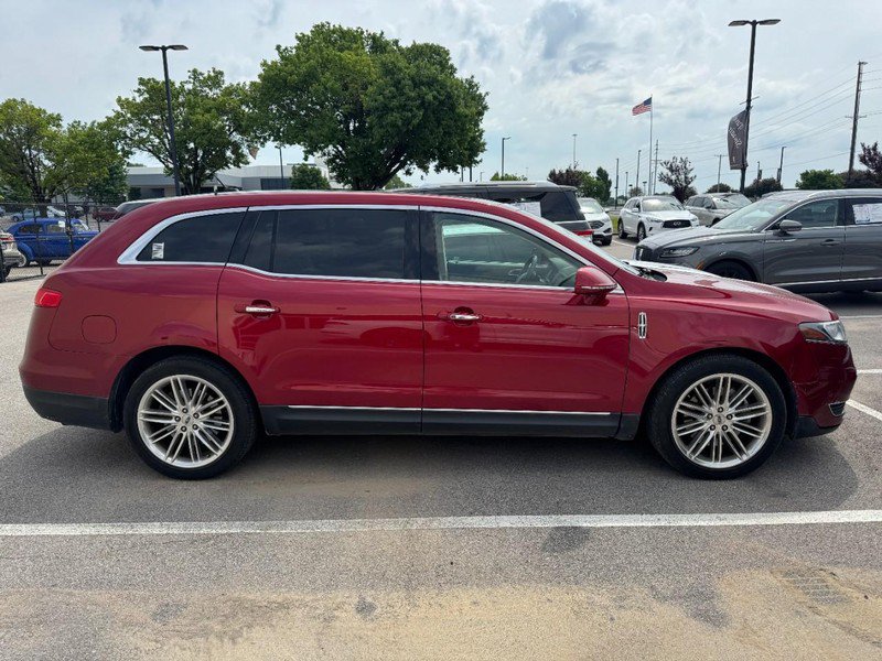Used 2015 Lincoln MKT AWD w/ Equipment Group 201A image 2