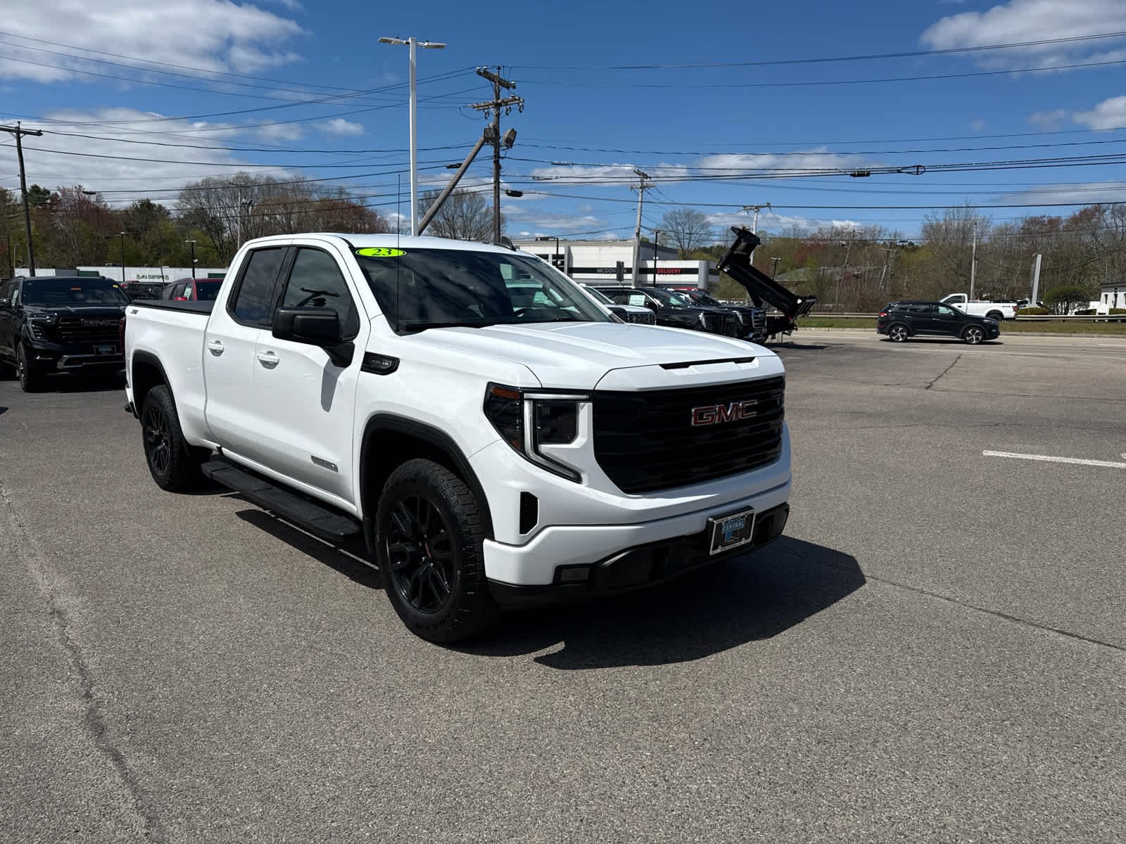 Used 2023 GMC Sierra 1500 Elevation AWD/4WD image 7